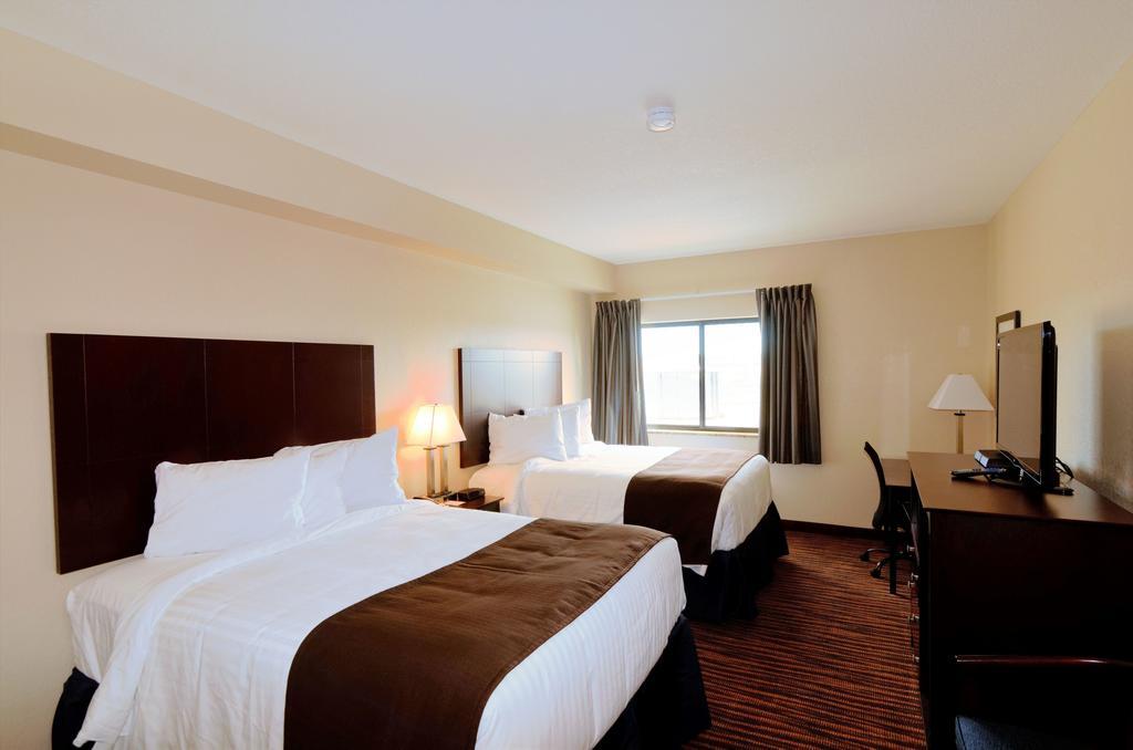 Cobblestone Inn & Suites - Denison | Oak Ridge 3* Denison