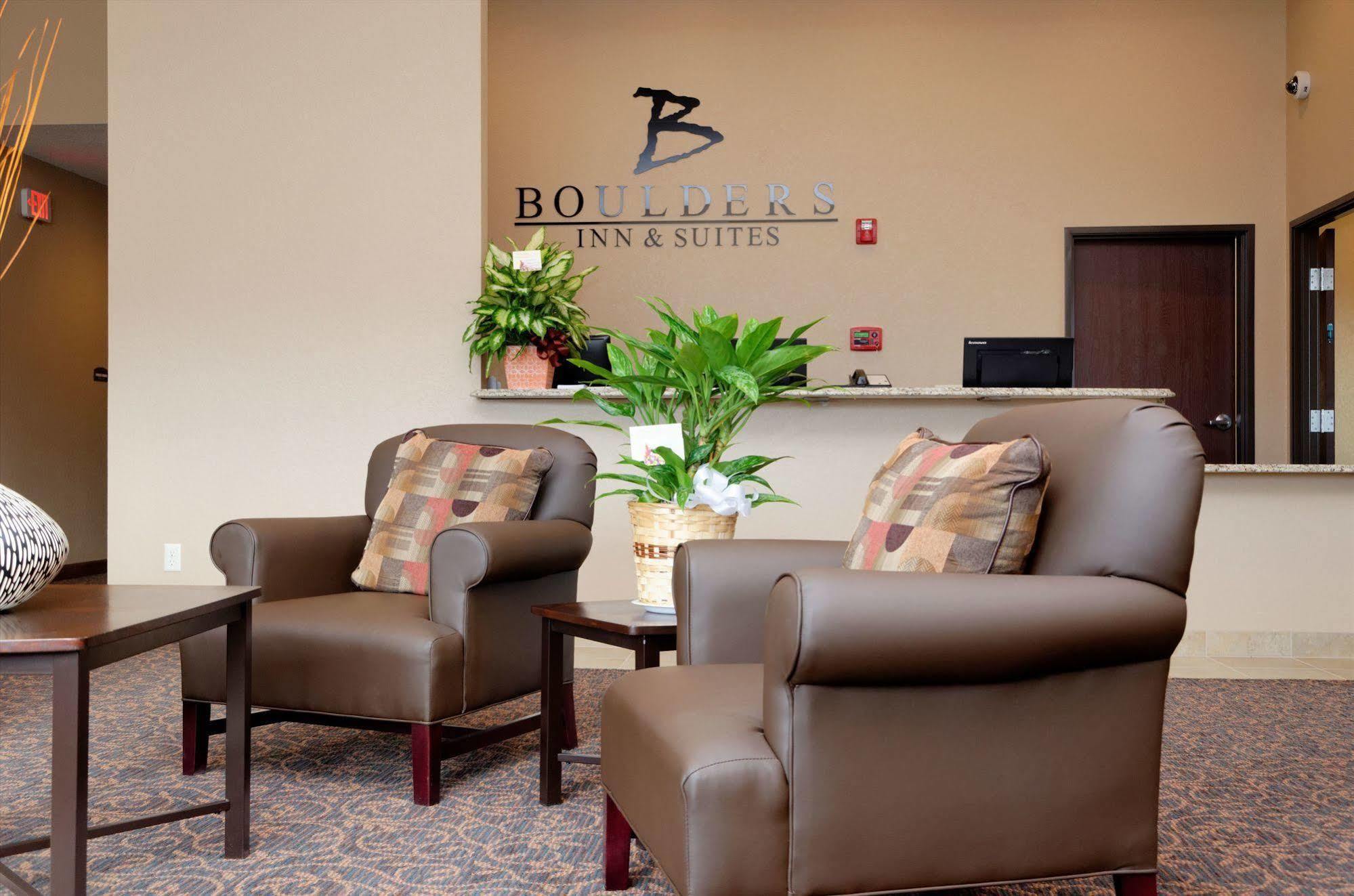 Cobblestone Inn & Suites - Denison | Oak Ridge 3*