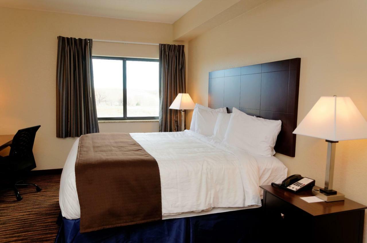 Cobblestone Inn & Suites - Denison | Oak Ridge 3* Denison